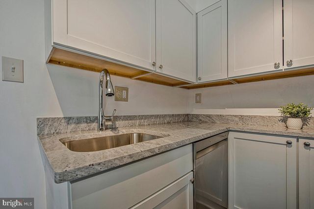 5839 33RD AVE, Hyattsville, MD 20782