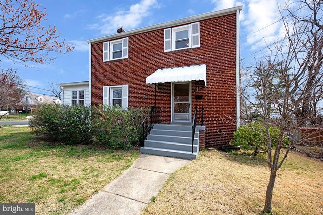 5839 33RD AVE, Hyattsville, MD 20782