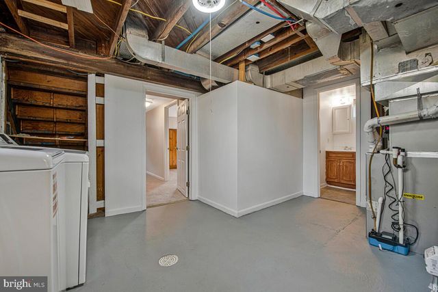 5839 33RD AVE, Hyattsville, MD 20782