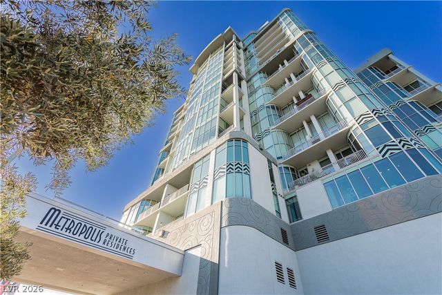 360 East Desert Inn Road 1502, Las Vegas, NV 89109