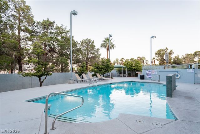 360 East Desert Inn Road 1502, Las Vegas, NV 89109