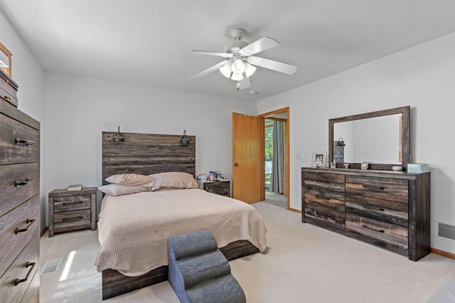 11792 Xenia Street NW, Coon Rapids, MN 55433