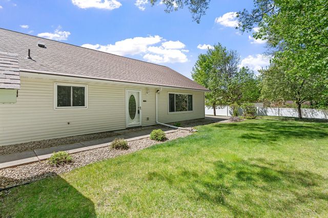 11792 Xenia Street NW, Coon Rapids, MN 55433