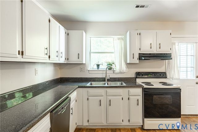 2603 Chancer Dr, Henrico, VA 23233