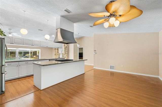 2162 LONG BOW LANE, Clearwater, FL 33764