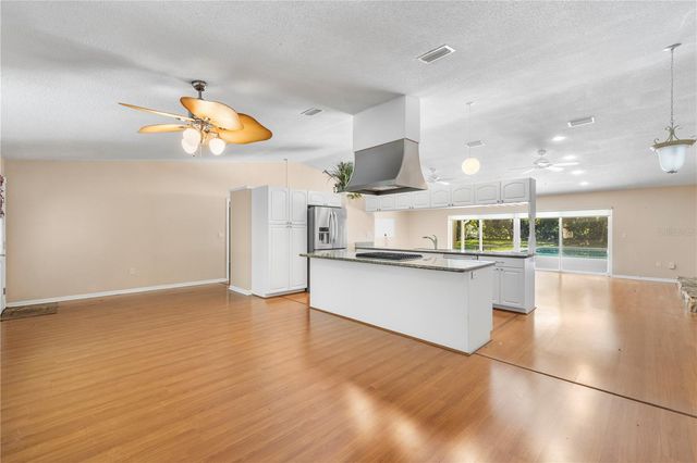 2162 LONG BOW LANE, Clearwater, FL 33764