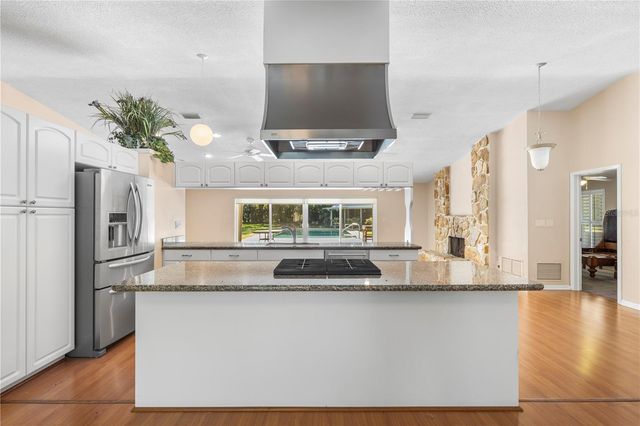 2162 LONG BOW LANE, Clearwater, FL 33764