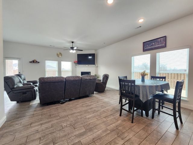 1070 Pink Lady Place, Bentonville, AR 72712