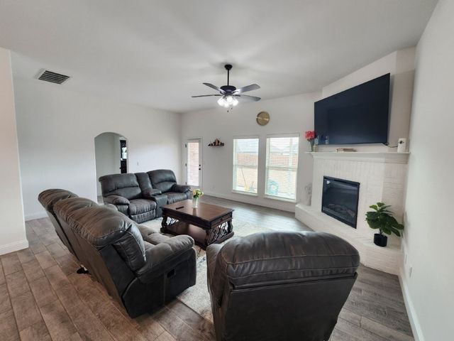 1070 Pink Lady Place, Bentonville, AR 72712