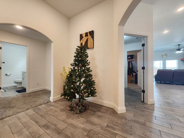 1070 Pink Lady Place, Bentonville, AR 72712