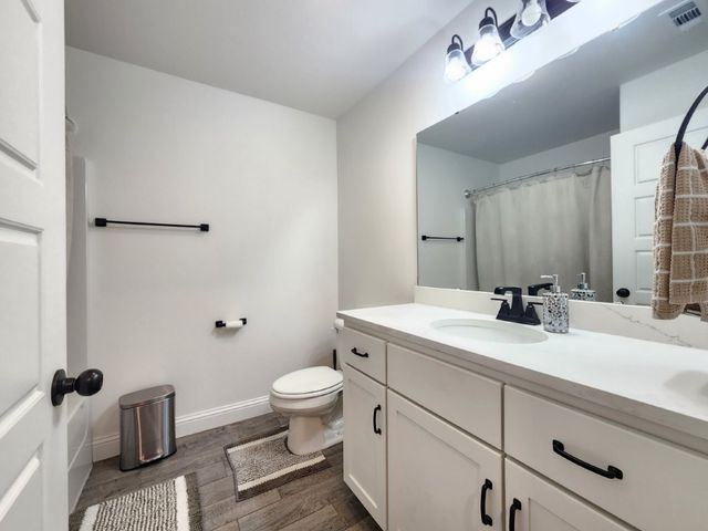 1070 Pink Lady Place, Bentonville, AR 72712