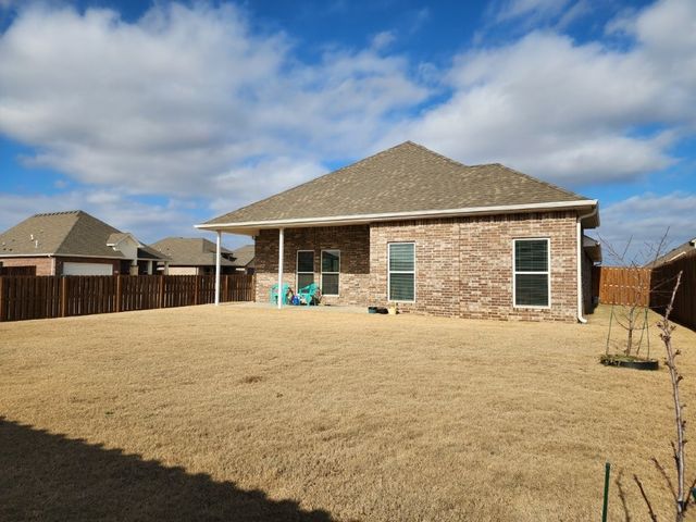 1070 Pink Lady Place, Bentonville, AR 72712