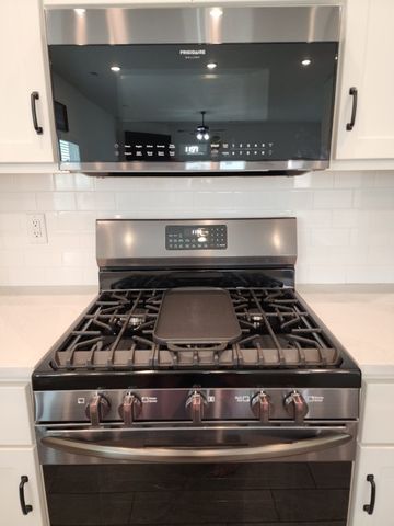 1070 Pink Lady Place, Bentonville, AR 72712