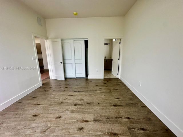 2399 NW 105th St 1, Miami, FL 33147