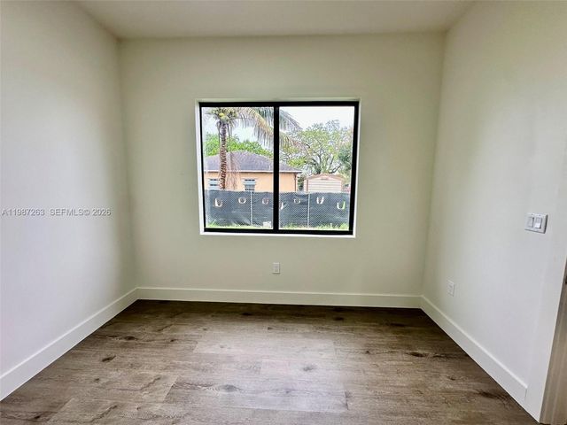 2399 NW 105th St 1, Miami, FL 33147