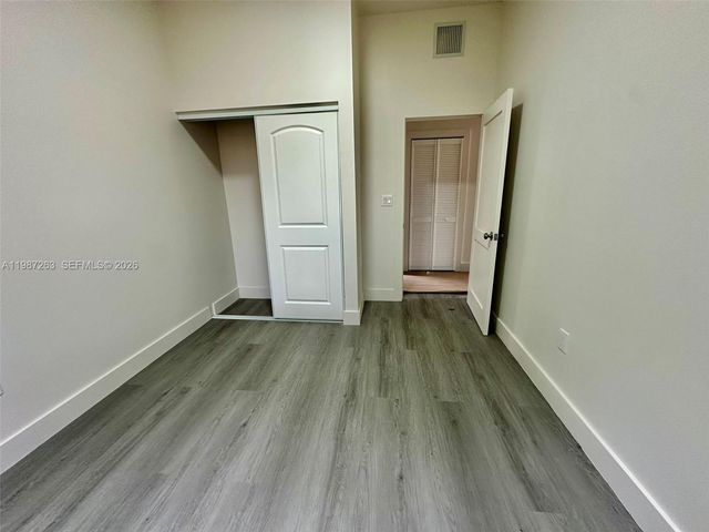 2399 NW 105th St 1, Miami, FL 33147