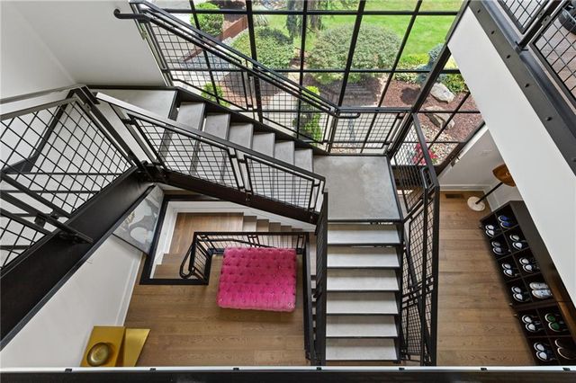 569 Overbrook Drive NW, Atlanta, GA 30318