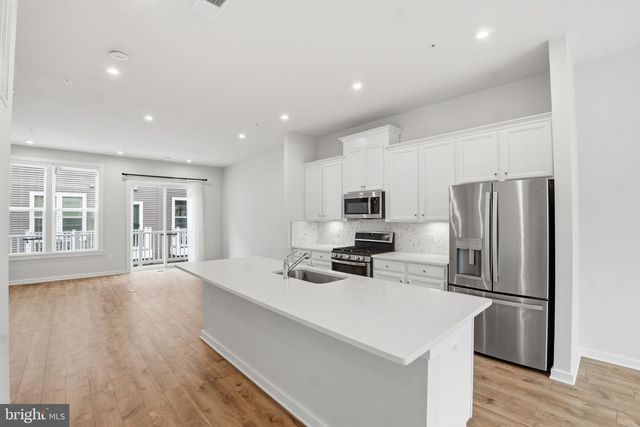 8178 RED HOOK ST, Rockville, MD 20855