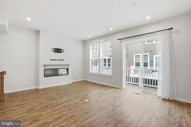 8178 RED HOOK ST, Rockville, MD 20855