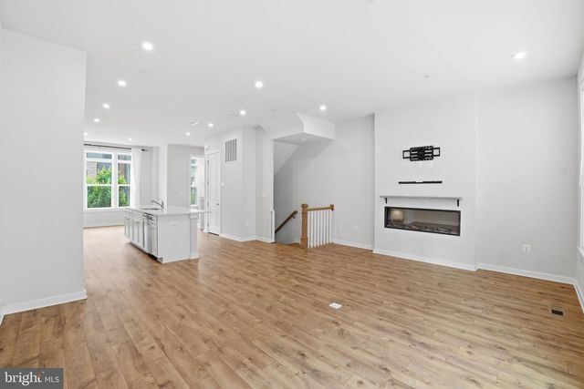 8178 RED HOOK ST, Rockville, MD 20855