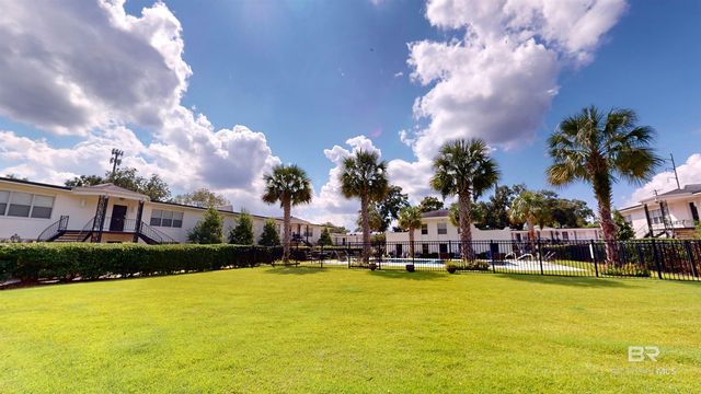 4009 Old Shell Road C13, Mobile, AL 36608