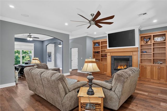 3494 S Eliza Lane, Farmington, AR 72730
