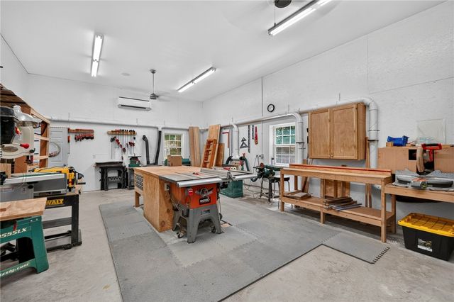 3494 S Eliza Lane, Farmington, AR 72730