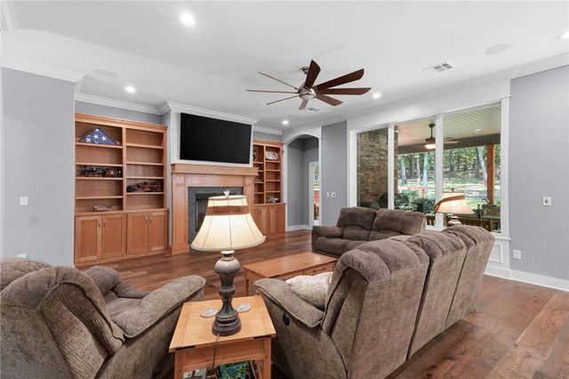3494 S Eliza Lane, Farmington, AR 72730