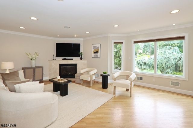 19 FAIRVIEW ROAD, Clark Twp., NJ 07066