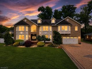 19 FAIRVIEW ROAD, Clark Twp., NJ 07066