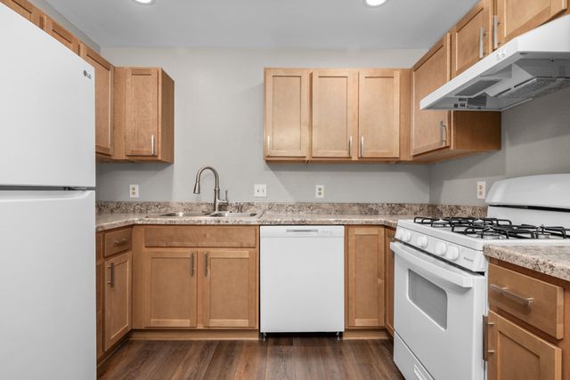 2977 Englewood Avenue Se, City Of Grand Rapids, MI 49508
