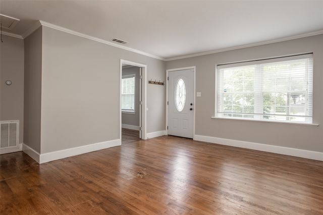 5612 Birchman Avenue, Fort Worth, TX 76107