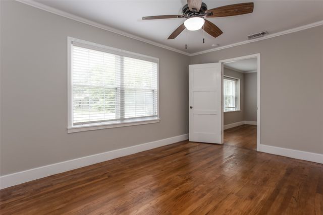 5612 Birchman Avenue, Fort Worth, TX 76107