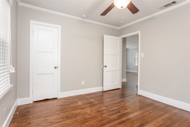 5612 Birchman Avenue, Fort Worth, TX 76107