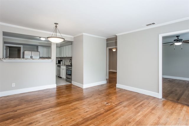 5612 Birchman Avenue, Fort Worth, TX 76107