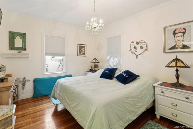 140 Roosevelt Boulevard, Long Beach, NY 11561