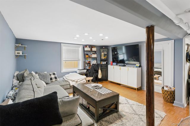 140 Roosevelt Boulevard, Long Beach, NY 11561