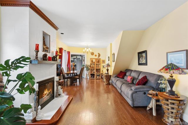 140 Roosevelt Boulevard, Long Beach, NY 11561