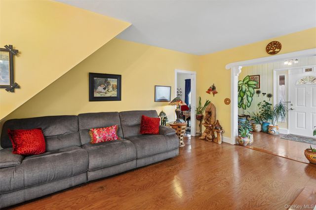 140 Roosevelt Boulevard, Long Beach, NY 11561