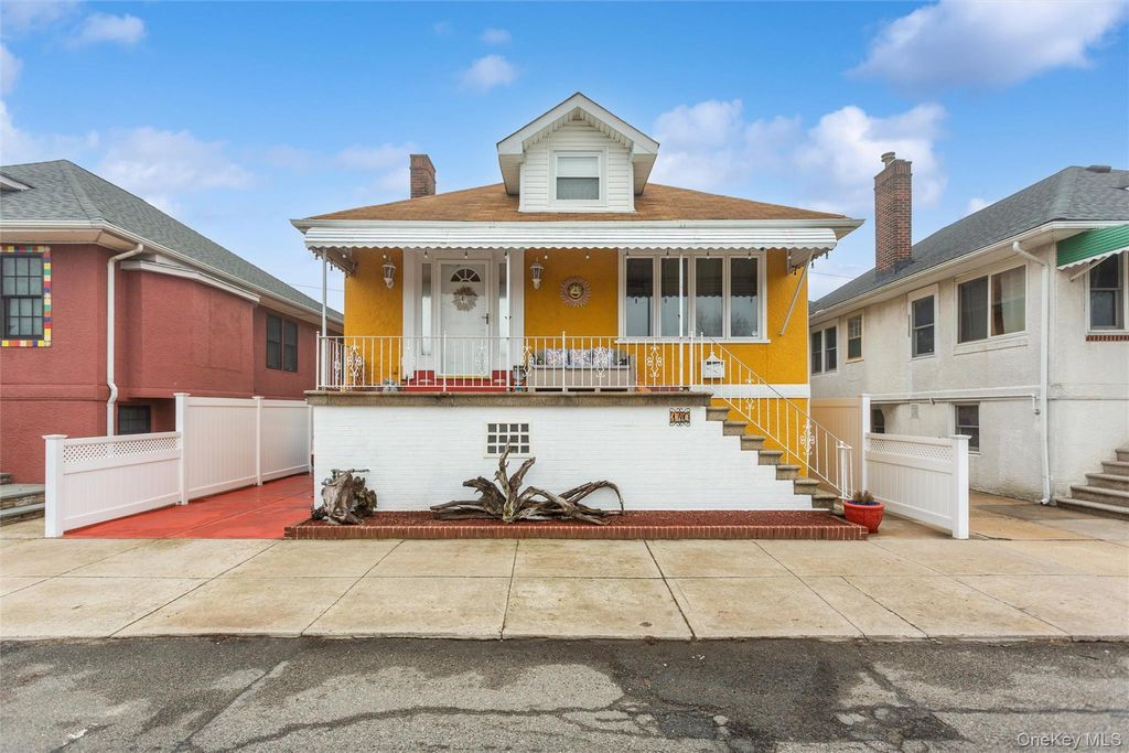 140 Roosevelt Boulevard, Long Beach, NY 11561
