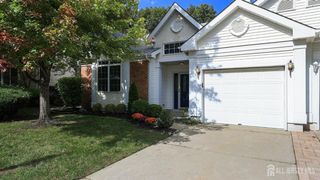 22 Stonewyck Place, Monroe, NJ 08831