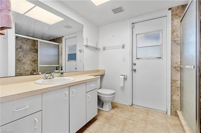 1402 SW 4th AVE, Cape Coral, FL 33991