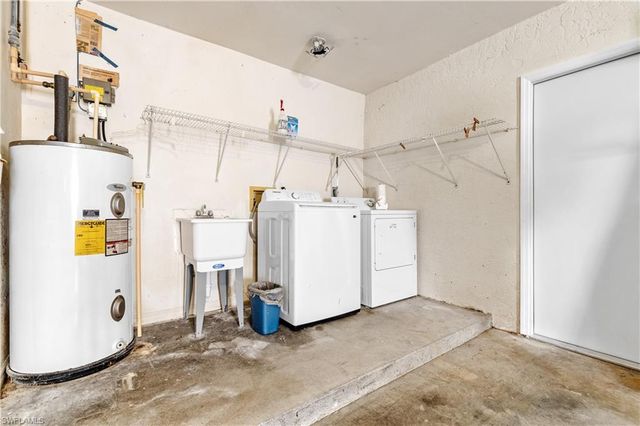 1402 SW 4th AVE, Cape Coral, FL 33991