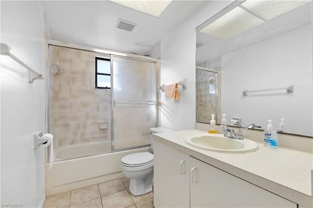 1402 SW 4th AVE, Cape Coral, FL 33991