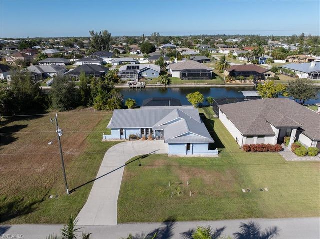 1402 SW 4th AVE, Cape Coral, FL 33991