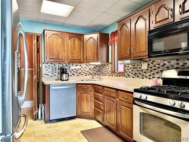 261 Sanders Road, Buffalo, NY 14216
