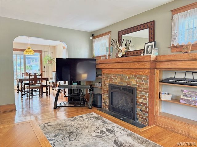 261 Sanders Road, Buffalo, NY 14216