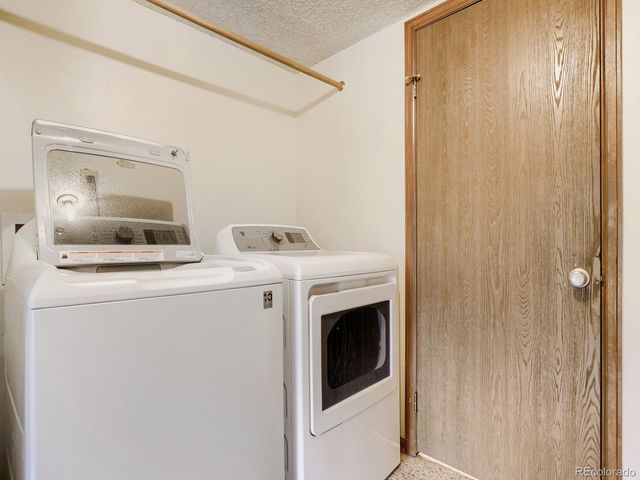 1472 S Laredo Way, Aurora, CO 80017
