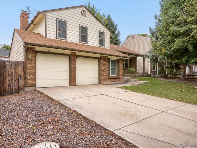 1472 S Laredo Way, Aurora, CO 80017