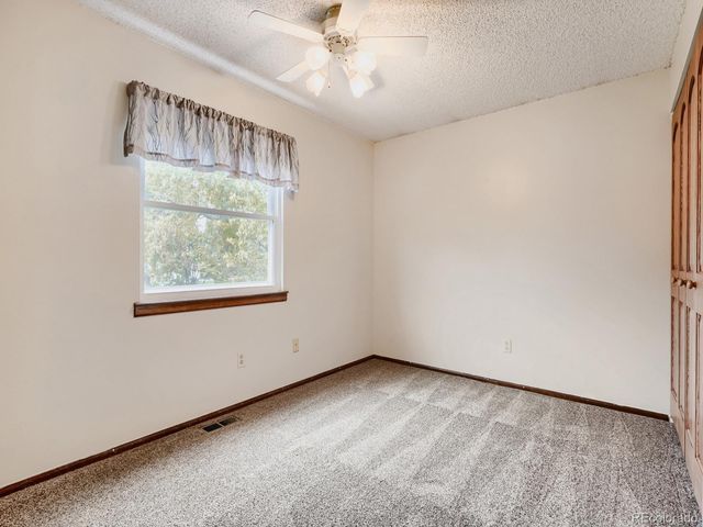 1472 S Laredo Way, Aurora, CO 80017